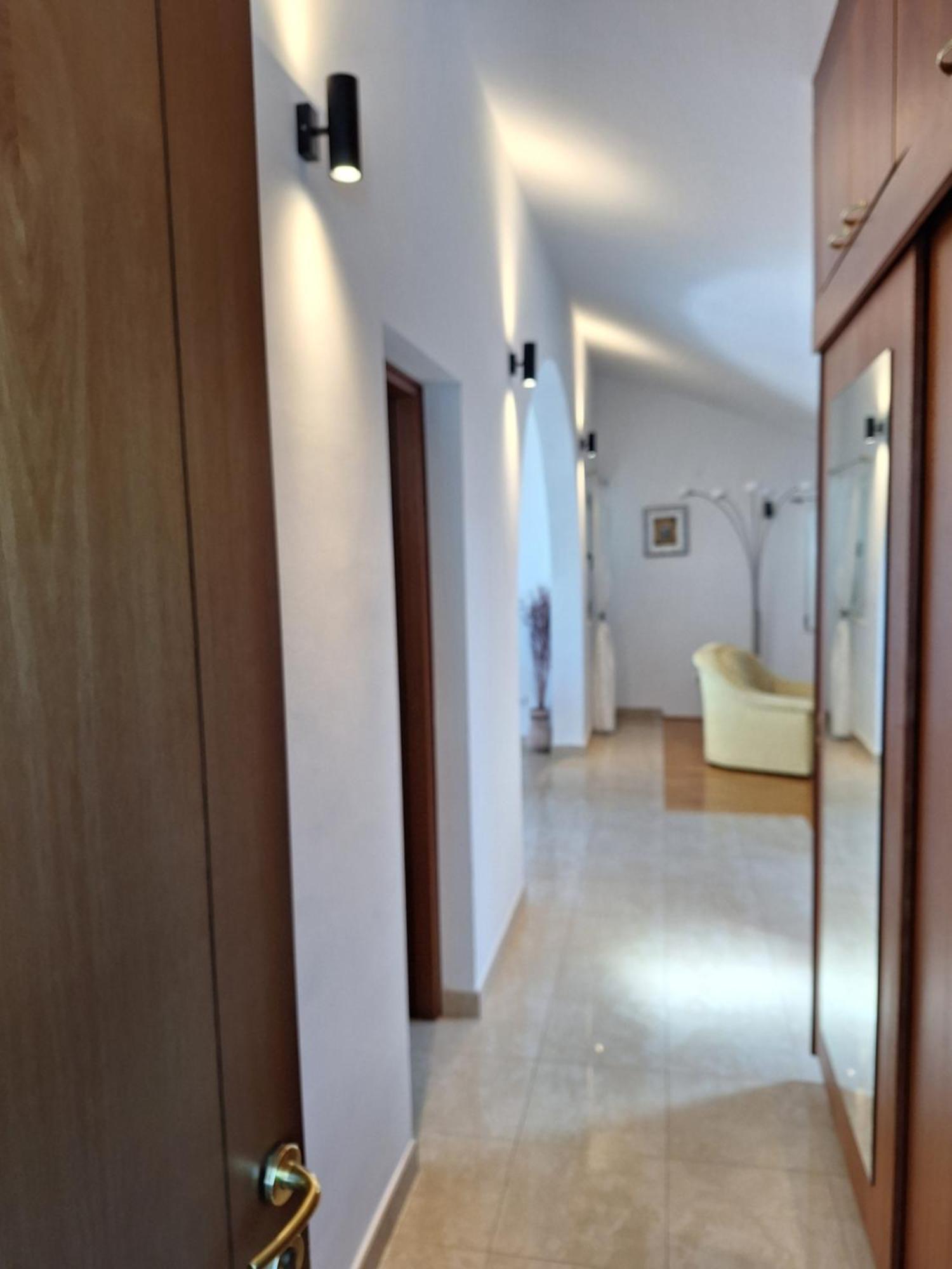 Apartments Romana 슬라티네 외부 사진