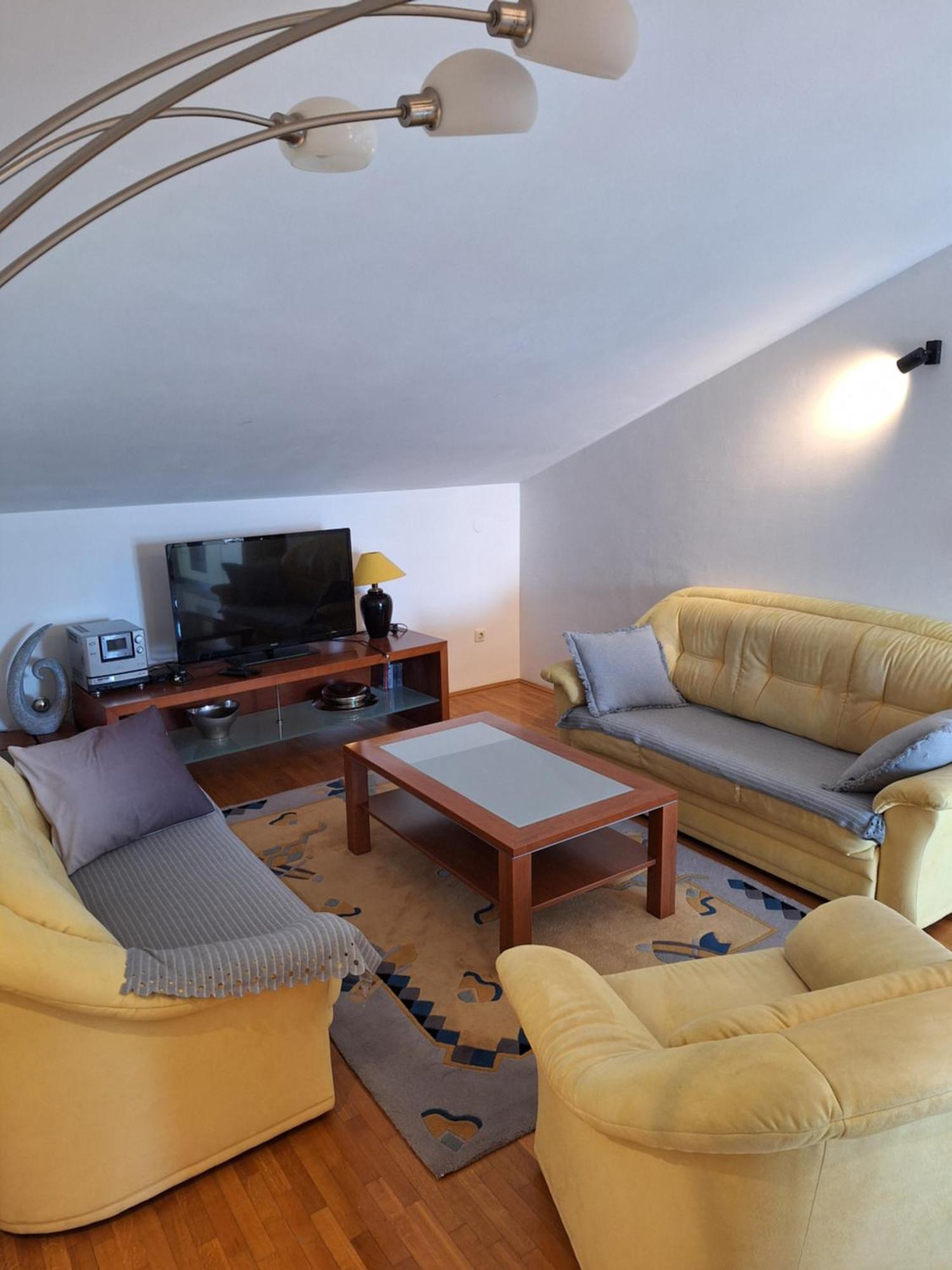 Apartments Romana 슬라티네 외부 사진