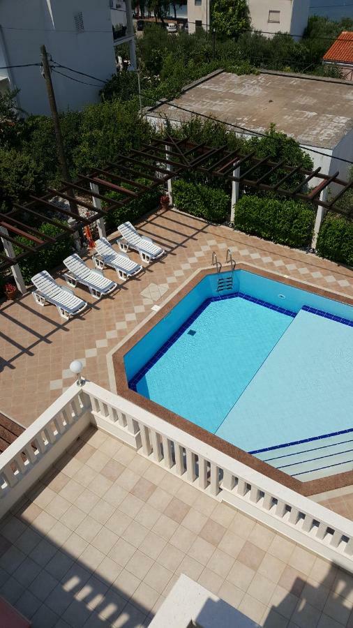 Apartments Romana 슬라티네 외부 사진